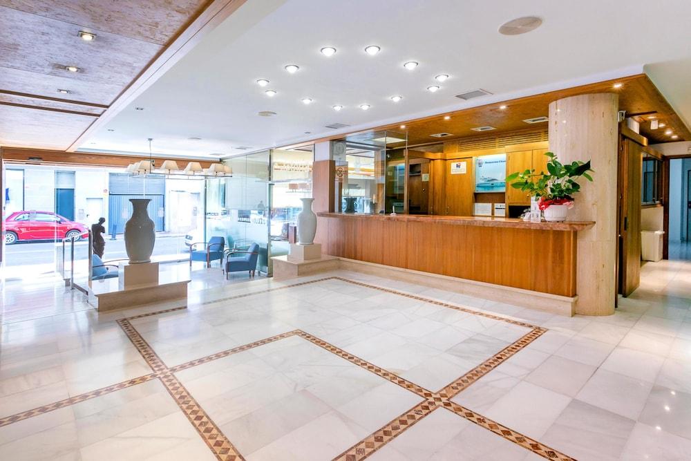 Aparthotel Duquesa Playa Santa Eularia des Riu Ngoại thất bức ảnh